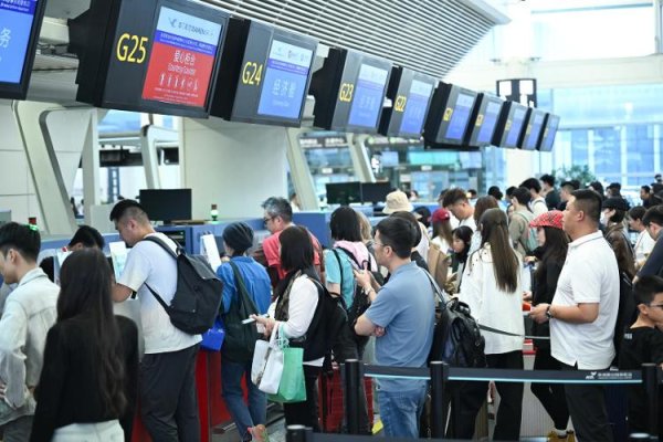 千汇网 购买联程机票到中转站后弃程，机票“买长乘短”反比直飞便宜？业内人士：或被部分航司拉入黑名单